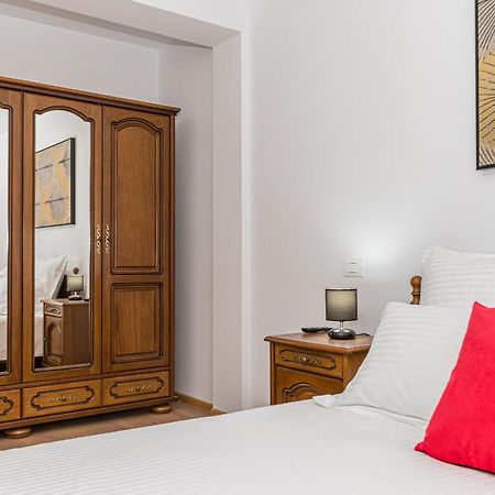 Apartamente Lavender Брашов Екстериор снимка