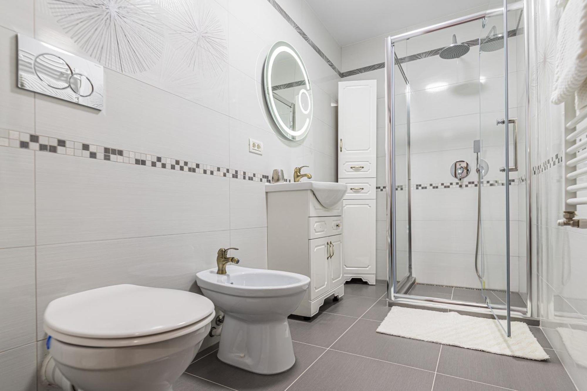 Apartamente Lavender Брашов Екстериор снимка