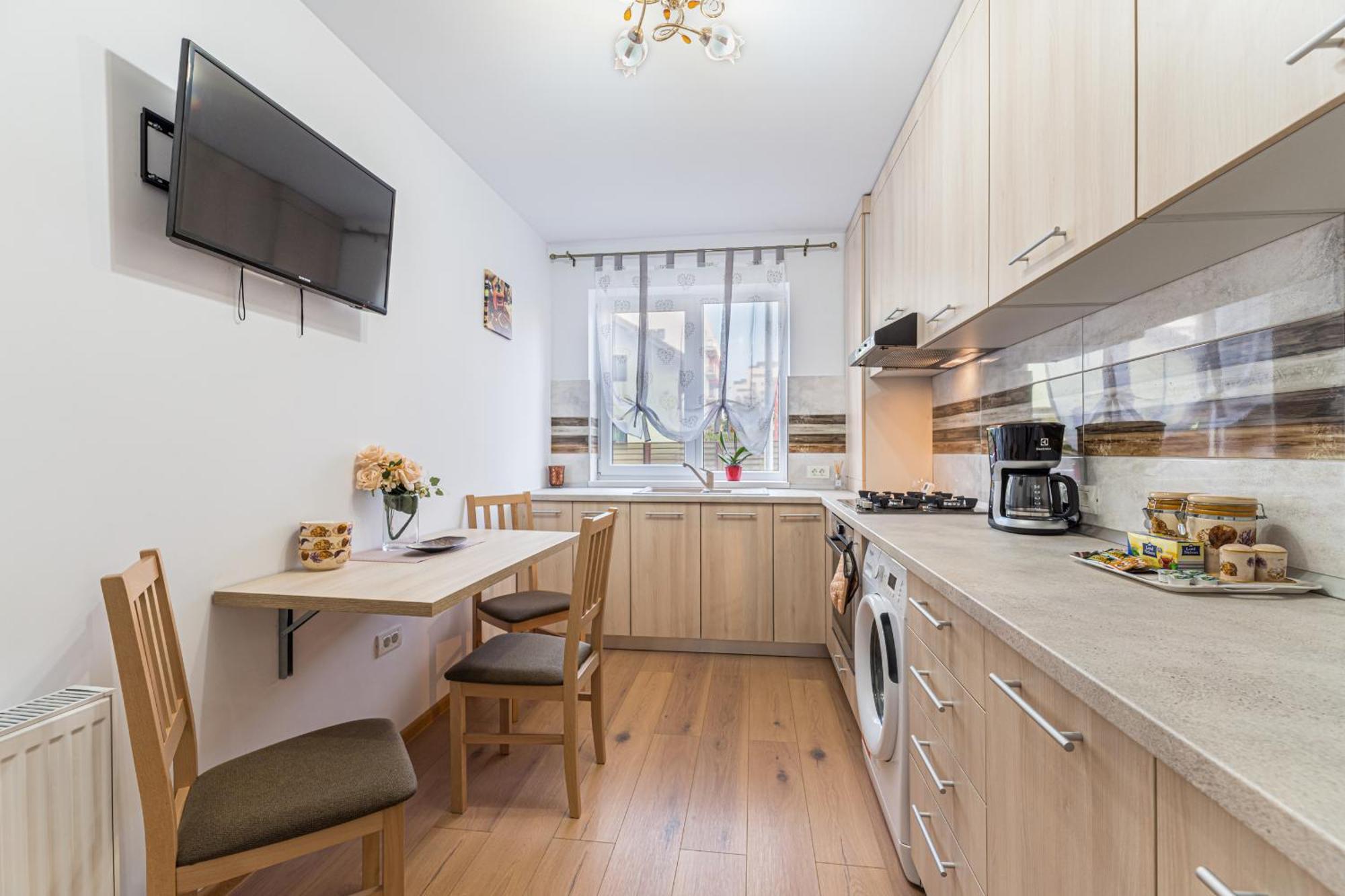 Apartamente Lavender Брашов Екстериор снимка